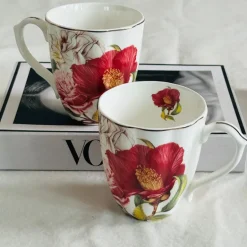 Crimson Petal Charm (single mug)