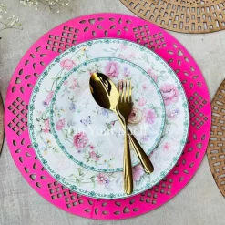 Hummingbird Garden - 18 Piece Plate Set