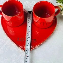 Mr and Mrs Red Love