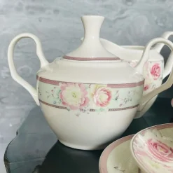 24 Piece Tea Set Blossom