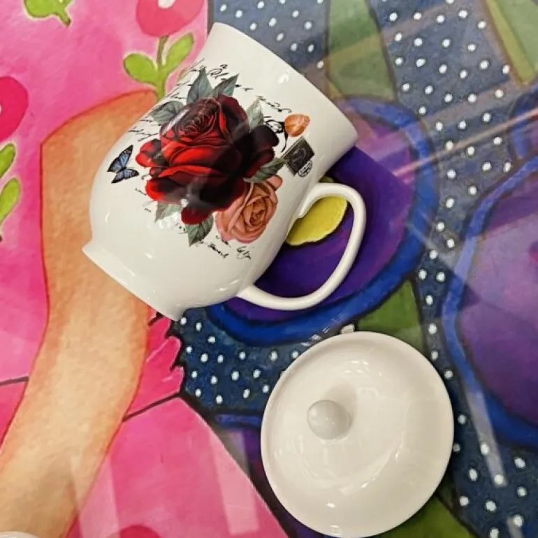 Red Roses Mug With A Lid (single mug)