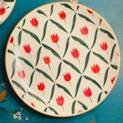 Red Tulip Quater Plate (single piece)