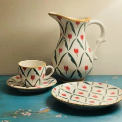 Red Tulip Quater Plate (single piece)