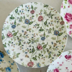 Rosette Garden (Set Of 8 Quarter Plates)