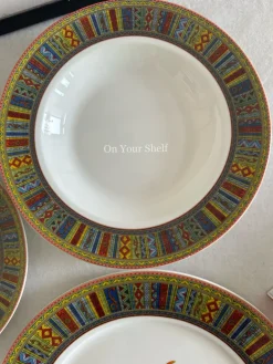 The Nomadic Majesty Collection (18 Piece Plate Set)