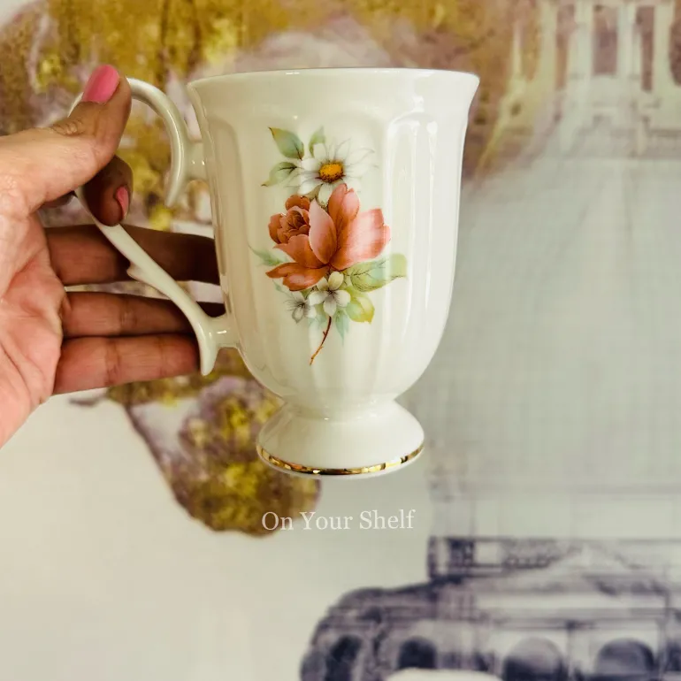 The Peony Daisy Charm Mug