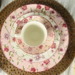 Vintage Blossom (18 piece plate set)